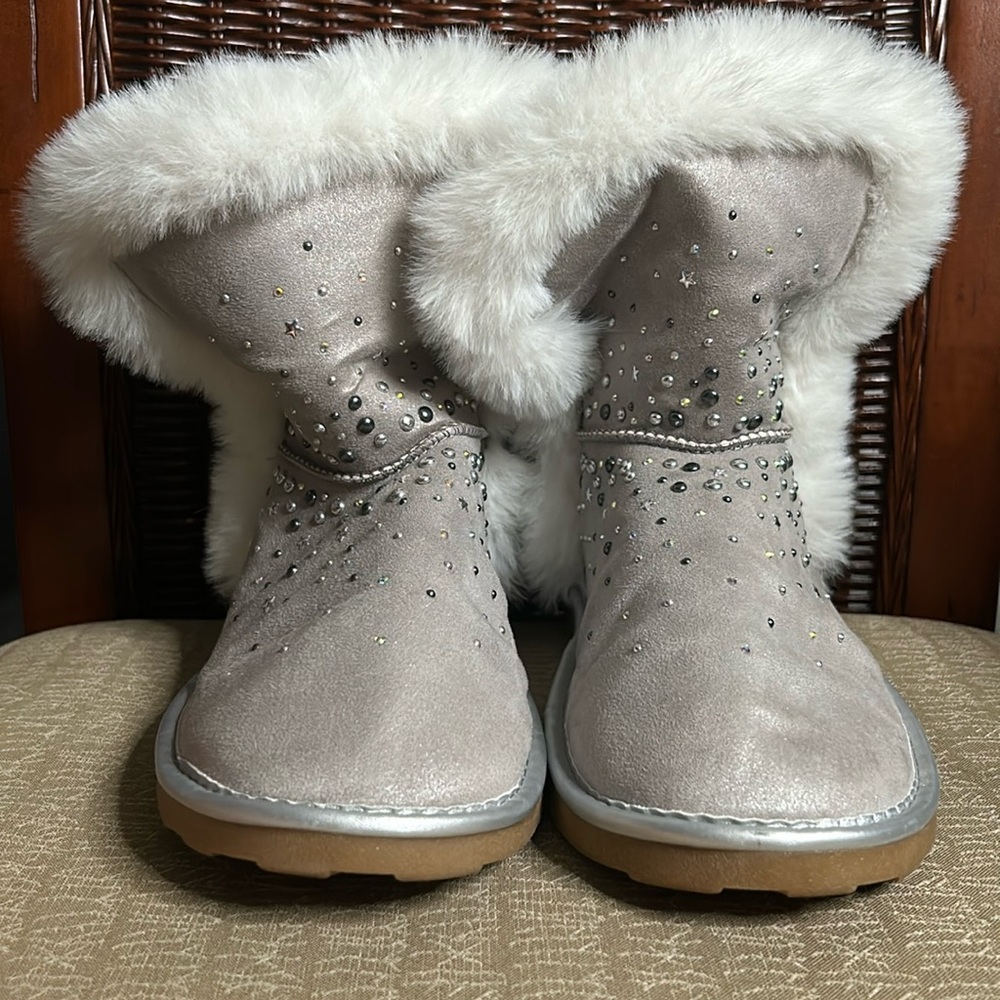 Justice shoes